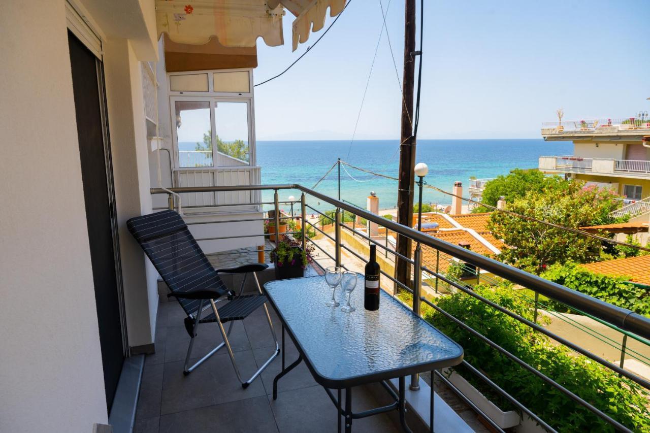 Zoe Seaview Apartment By Rentalspro - Nea Moudania Halkidiki Экстерьер фото