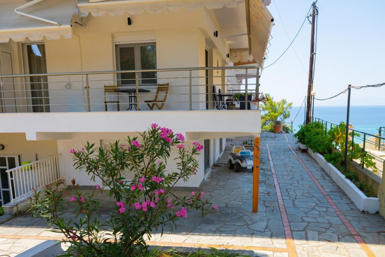 Zoe Seaview Apartment By Rentalspro - Nea Moudania Halkidiki Экстерьер фото