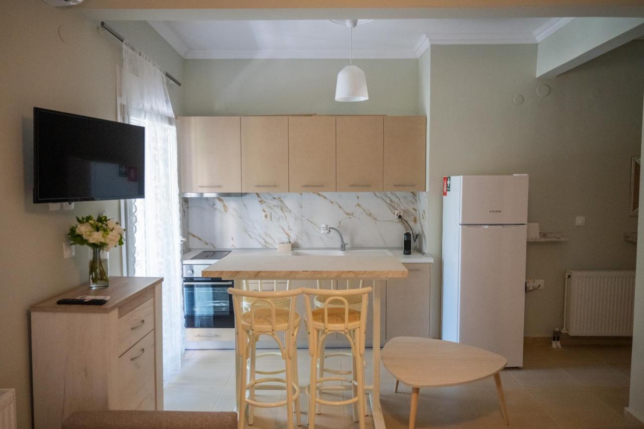 Zoe Seaview Apartment By Rentalspro - Nea Moudania Halkidiki Экстерьер фото