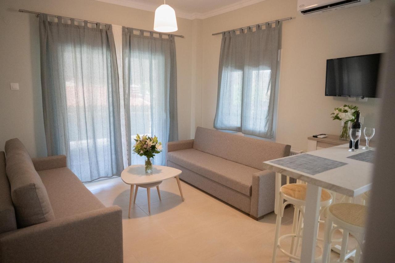 Zoe Seaview Apartment By Rentalspro - Nea Moudania Halkidiki Экстерьер фото